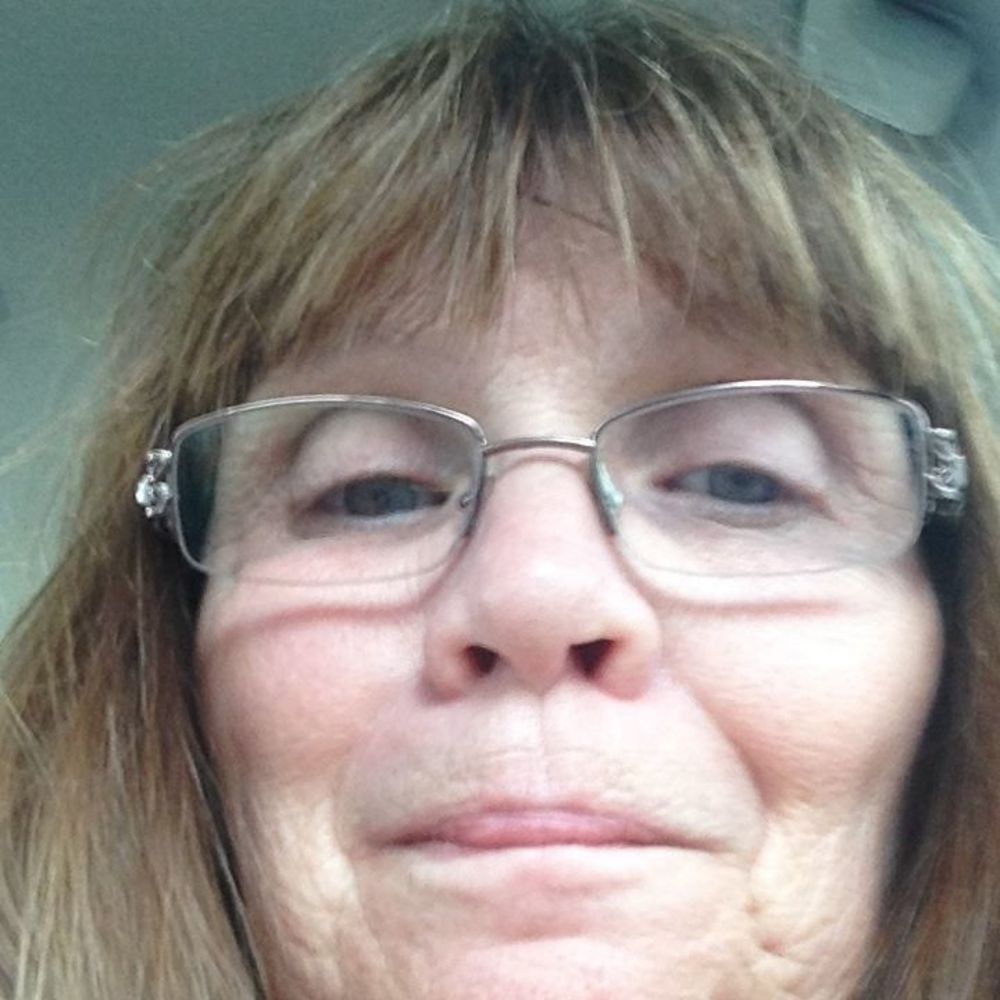 Meet your Posher, Selina